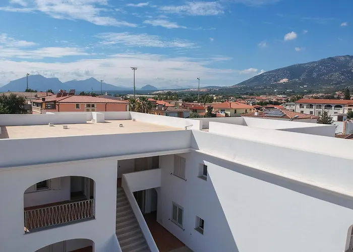 Stylish Res Del Golfodiorosei B4 1 Bedrm Appartement